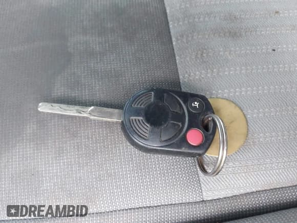 ✅ 2015 Ford Transit Cargo • VIN: 1FTNE1YG9FKA97176 • Лот: 41949268. Опубликован ранее на IAAI с пробегом 201 896 миль. Бесплатный доступ к архиву аукционных продаж из США и подробный отчёт об истории автомобиля на DreamBid. Изображение 11.