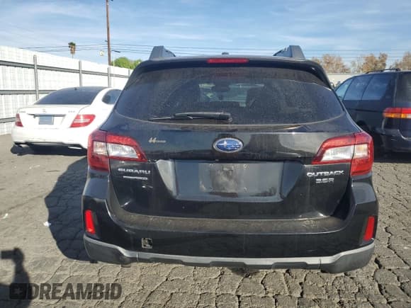 ✅ 2015 Subaru Outback Limited • VIN: 4S4BSELC5F3288865 • Lot: 85469374. Listed on Copart with 208,552 mi. Free auction sales archive from the USA and detailed vehicle history report at DreamBid. Image 6.