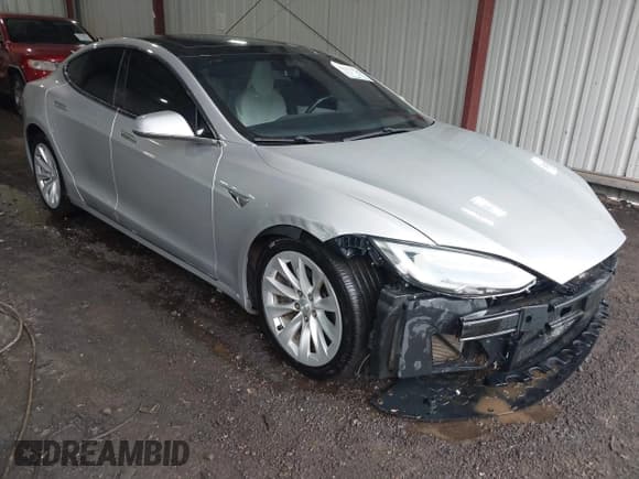 ✅ 2017 Tesla Model S 100D • VIN: 5YJSA1E2XHF197827 • Лот: 43257850. Опубликован ранее на IAAI с пробегом 152 489 миль. Бесплатный доступ к архиву аукционных продаж из США и подробный отчёт об истории автомобиля на DreamBid. Изображение 1.