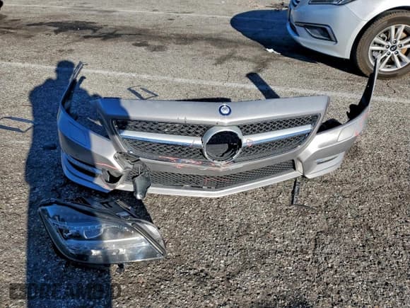 ✅ 2012 Mercedes-Benz CLS 550 • VIN: WDDLJ7DB7CA043270 • Lot: 95034855. Wystawiony na Copart z przebiegiem 118 987 mil. Bezpłatny archiwum sprzedaży aukcyjnych z USA i szczegółowy raport historii pojazdu na DreamBid. Zdjęcie 12.