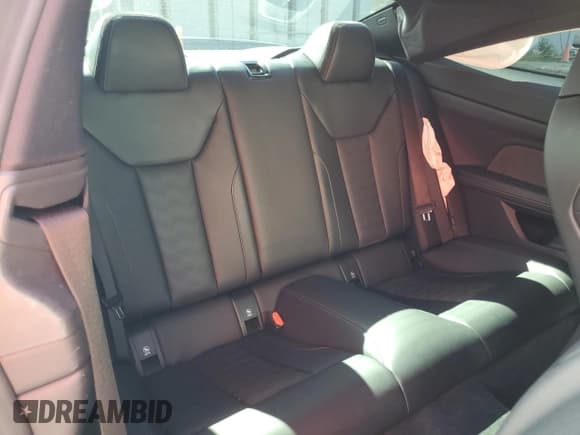 ✅ 2021 BMW M4 • VIN: WBS53AZ07MCF87691 • Lot: 84973784. Wystawiony na Copart z przebiegiem 27 532 mil. Bezpłatny archiwum sprzedaży aukcyjnych z USA i szczegółowy raport historii pojazdu na DreamBid. Zdjęcie 10.