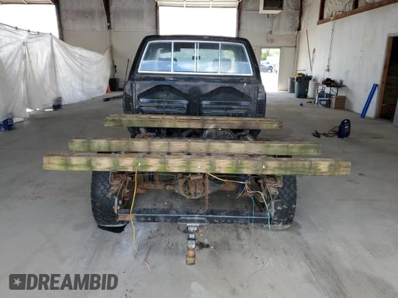 ✅ 1991 Toyota Pickup DLX • VIN: JT4VN13D3M5038603 • Lot: 67558545. Wystawiony na Copart z przebiegiem 145 534 mil. Bezpłatny archiwum sprzedaży aukcyjnych z USA i szczegółowy raport historii pojazdu na DreamBid. Zdjęcie 6.