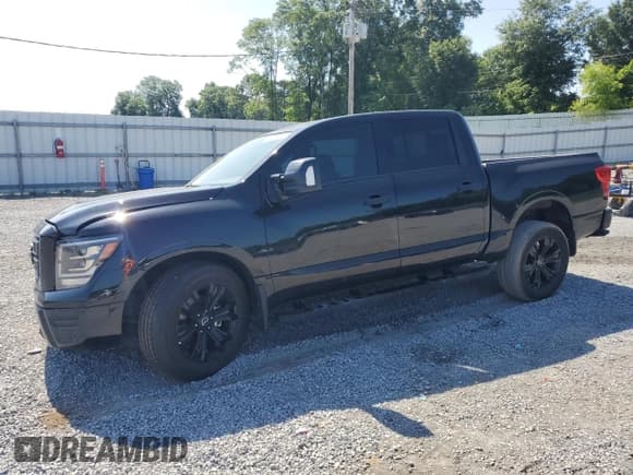 ✅ 2024 Nissan Titan SV • VIN: 1N6AA1EF0RN100164 • Лот: 56296625. Опубликован ранее на Copart с пробегом 13 181 миль. Бесплатный доступ к архиву аукционных продаж из США и подробный отчёт об истории автомобиля на DreamBid. Изображение 1.