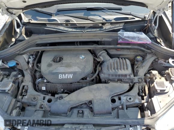 ✅ 2017 BMW X1 xDrive28i • VIN: WBXHT3C39H5F83710 • Lot: 71954315. Listed on Copart with 69,530 mi. Free auction sales archive from the USA and detailed vehicle history report at DreamBid. Image 12.