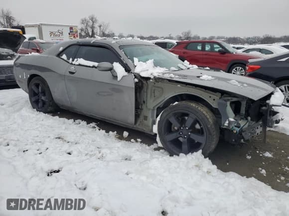 ✅ 2012 Dodge Challenger R/T Plus • VIN: 2C3CDYBT1CH101284 • Lot: 44346595. Wystawiony na Copart z przebiegiem 136 825 mil. Bezpłatny archiwum sprzedaży aukcyjnych z USA i szczegółowy raport historii pojazdu na DreamBid. Zdjęcie 4.
