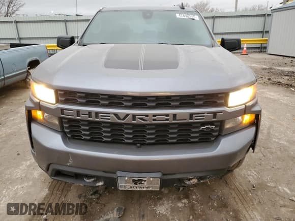 ✅ 2022 Chevrolet Silverado 1500 Custom • VIN: 3GCPYBEK9NG150768 • Lot: 47590215. Wystawiony na Copart z przebiegiem 37 573 mil. Bezpłatny archiwum sprzedaży aukcyjnych z USA i szczegółowy raport historii pojazdu na DreamBid. Zdjęcie 5.