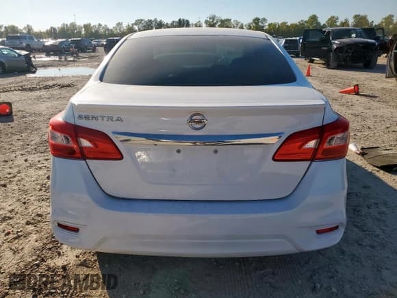 ✅ 2019 Nissan Sentra S • VIN: 3N1AB7AP2KY301027 • Lot: 91281705. Wystawiony na Copart z przebiegiem 66 400 mil. Bezpłatny archiwum sprzedaży aukcyjnych z USA i szczegółowy raport historii pojazdu na DreamBid. Zdjęcie 6.