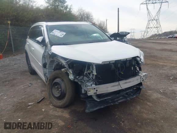 ✅ 2017 Toyota Highlander XLE • VIN: 5TDJZRFH3HS392833 • Лот: 43731327. Опубликован ранее на IAAI с пробегом 94 646 миль. Бесплатный доступ к архиву аукционных продаж из США и подробный отчёт об истории автомобиля на DreamBid. Изображение 6.