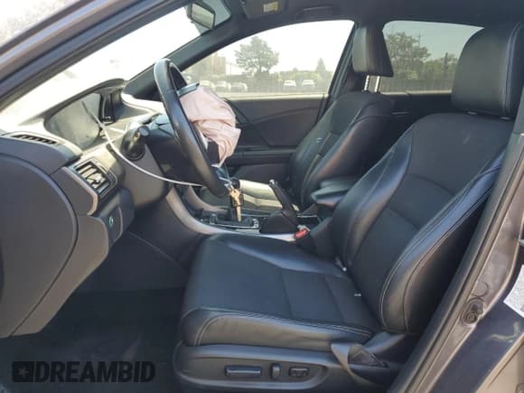 ✅ 2016 Honda Accord Sport • VIN: 1HGCR2E57GA091857 • Лот: 66959935. Опубликован ранее на Copart с пробегом 113 213 миль. Бесплатный доступ к архиву аукционных продаж из США и подробный отчёт об истории автомобиля на DreamBid. Изображение 7.