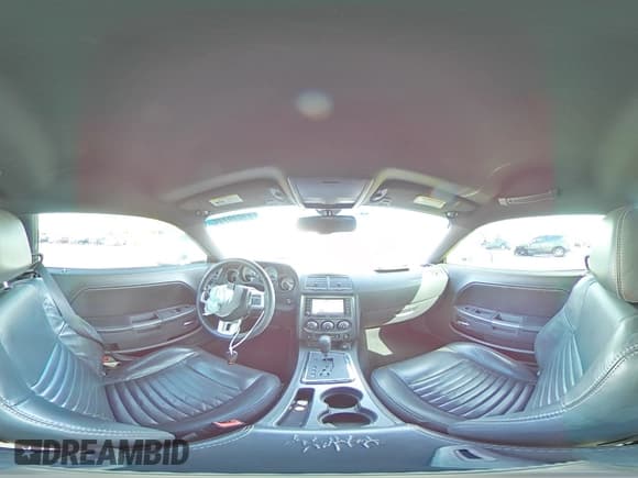 ✅ 2014 Dodge Challenger Shaker • VIN: 2C3CDYBT9EH302854 • Lot: 44648445. Wystawiony na Copart z przebiegiem 157 007 mil. Bezpłatny archiwum sprzedaży aukcyjnych z USA i szczegółowy raport historii pojazdu na DreamBid. Zdjęcie 13.