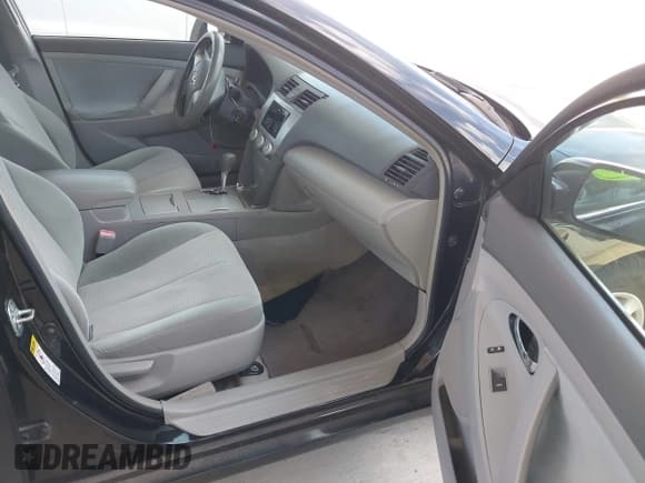 ✅ 2011 Toyota Camry LE • VIN: 4T1BK3EK7BU119461 • Лот: 42536635. Опубликован ранее на IAAI с пробегом 125 356 миль. Бесплатный доступ к архиву аукционных продаж из США и подробный отчёт об истории автомобиля на DreamBid. Изображение 5.