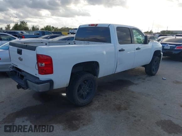 ✅ 2012 Chevrolet Silverado 2500HD LT • VIN: 1GC1KXC88CF116895 • Lot: 43722002. Listed on IAAI with 284,653 mi. Free auction sales archive from the USA and detailed vehicle history report at DreamBid. Image 4.