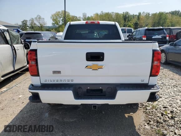 ✅ 2016 Chevrolet Silverado 1500 LT • VIN: 1GCVKREH0GZ377582 • Лот: 68894304. Опубликован ранее на Copart с пробегом 82 374 миль. Бесплатный доступ к архиву аукционных продаж из США и подробный отчёт об истории автомобиля на DreamBid. Изображение 6.