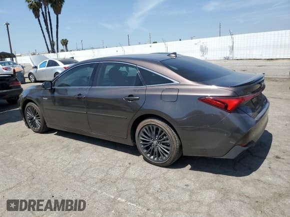 ✅ 2020 Toyota Avalon Hybrid XSE • VIN: 4T1E21FB9LU015264 • Лот: 51962825. Опубликован ранее на Copart с пробегом 6 318 миль. Бесплатный доступ к архиву аукционных продаж из США и подробный отчёт об истории автомобиля на DreamBid. Изображение 2.