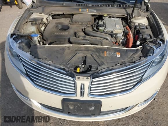 ✅ 2014 Lincoln MKZ Hybrid • VIN: 3LN6L2LU1ER832302 • Lot: 43651915. Wystawiony na IAAI z przebiegiem 210 186 mil. Bezpłatny archiwum sprzedaży aukcyjnych z USA i szczegółowy raport historii pojazdu na DreamBid. Zdjęcie 6.