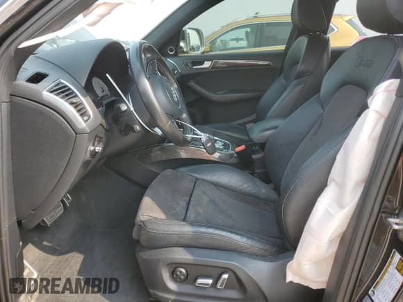 ✅ 2016 Audi SQ5 Premium Plus • VIN: WA1CCAFP1GA050449 • Lot: 62905334. Wystawiony na Copart z przebiegiem 148 082 mil. Bezpłatny archiwum sprzedaży aukcyjnych z USA i szczegółowy raport historii pojazdu na DreamBid. Zdjęcie 7.