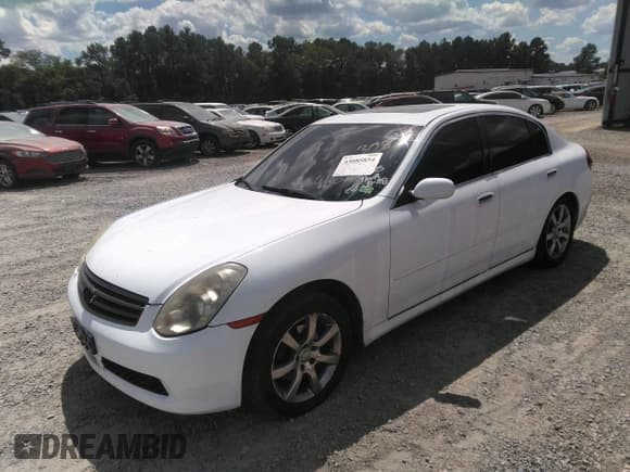 ✅ 2005 Infiniti G35 • VIN: JNKCV51F05M305124 • Lot: 43085854. Listed on IAAI with 185,932 mi. Free auction sales archive from the USA and detailed vehicle history report at DreamBid. Image 2.