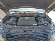 ✅ 2019 Land Rover Range Rover • VIN: SALGS5RE0KA558358 • Lot: 64413635. Wystawiony na Copart z przebiegiem 130 421 mil. Bezpłatny archiwum sprzedaży aukcyjnych z USA i szczegółowy raport historii pojazdu na DreamBid. Zdjęcie 12.