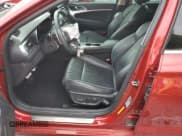 ✅ 2020 Genesis G70 2.0T • VIN: KMTG34LA2LU055890 • Lot: 80292475. Wystawiony na Copart z przebiegiem 53 868 mil. Bezpłatny archiwum sprzedaży aukcyjnych z USA i szczegółowy raport historii pojazdu na DreamBid. Zdjęcie 7.