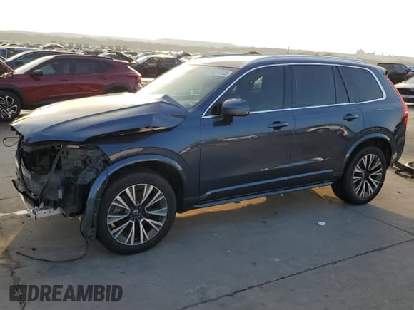 ✅ 2022 Volvo XC90 Momentum • VIN: YV4102CKXN1780939 • Lot: 44514105. Listed on Copart with 79,370 mi. Free auction sales archive from the USA and detailed vehicle history report at DreamBid. Image 1.