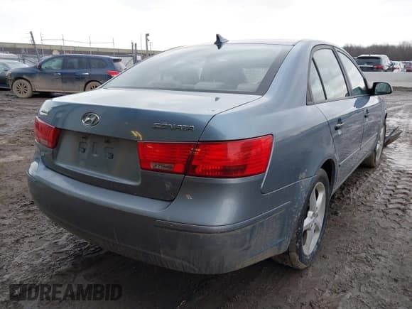 ✅ 2010 Hyundai Sonata GLS • VIN: 5NPET4AC5AH656485 • Лот: 41355752. Опубликован ранее на IAAI с пробегом Не указан. Бесплатный доступ к архиву аукционных продаж из США и подробный отчёт об истории автомобиля на DreamBid. Изображение 4.