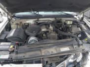 ✅ 2000 GMC Sierra 3500 • VIN: 1GTHC33J5YF404761 • Lot: 41269461. Listed on IAAI with 246,638 mi. Free auction sales archive from the USA and detailed vehicle history report at DreamBid. Image 10.