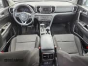 ✅ 2018 Kia Sportage LX • VIN: KNDPM3AC2J7480676 • Lot: 87452525. Wystawiony na Copart z przebiegiem 114 711 mil. Bezpłatny archiwum sprzedaży aukcyjnych z USA i szczegółowy raport historii pojazdu na DreamBid. Zdjęcie 8.