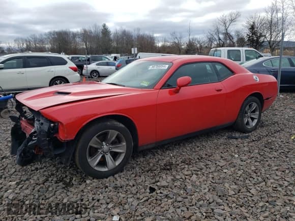 ✅ 2016 Dodge Challenger SXT Plus • VIN: 2C3CDZAGXGH195035 • Lot: 39704054. Wystawiony na Copart z przebiegiem 124 261 mil. Bezpłatny archiwum sprzedaży aukcyjnych z USA i szczegółowy raport historii pojazdu na DreamBid. Zdjęcie 1.