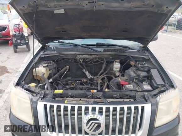 2010 Mercury Mariner z VIN 4M2CN8B71AKJ18792, wystawiony jako IAAI lot #42777106 z przebiegiem 193 930 mil mil oraz . Historia ofert i sprzedaży dostępna na DreamBid. Obrazek 10.