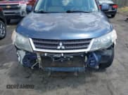 ✅ 2007 Mitsubishi Outlander XLS • VIN: JA4MS41X47Z014708 • Лот: 42619407. Опубликован ранее на IAAI с пробегом 230 013 миль. Бесплатный доступ к архиву аукционных продаж из США и подробный отчёт об истории автомобиля на DreamBid. Изображение 6.