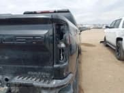 ✅ 2022 Chevrolet Silverado 1500 LT Trail Boss • VIN: 1GCPYFED3NZ194306 • Lot: 41906625. Wystawiony na IAAI z przebiegiem Nie podano. Bezpłatny archiwum sprzedaży aukcyjnych z USA i szczegółowy raport historii pojazdu na DreamBid. Zdjęcie 17.