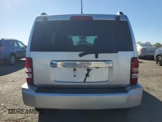 ✅ 2012 Jeep Liberty Limited Jet • VIN: 1C4PJMFK0CW102279 • Лот: 86645065. Опубликован ранее на Copart с пробегом 111 661 миль. Бесплатный доступ к архиву аукционных продаж из США и подробный отчёт об истории автомобиля на DreamBid. Изображение 6.