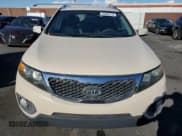 ✅ 2011 Kia Sorento EX • VIN: 5XYKU4A25BG091817 • Lot: 93688115. Listed on Copart with 149,258 mi. Free auction sales archive from the USA and detailed vehicle history report at DreamBid. Image 5.