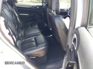 ✅ 2017 Porsche Cayenne • VIN: WP1AA2A21HKA83921 • Lot: 42483127. Wystawiony na IAAI z przebiegiem 164 701 mil. Bezpłatny archiwum sprzedaży aukcyjnych z USA i szczegółowy raport historii pojazdu na DreamBid. Zdjęcie 8.