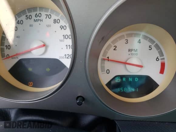 2009 Dodge Avenger SE z VIN 1B3LC46B29N564853, wystawiony jako Copart lot #64755385 z przebiegiem 158 741 mil mil oraz Szkoda całkowita • Salvage title. Historia ofert i sprzedaży dostępna na DreamBid. Obrazek 9.