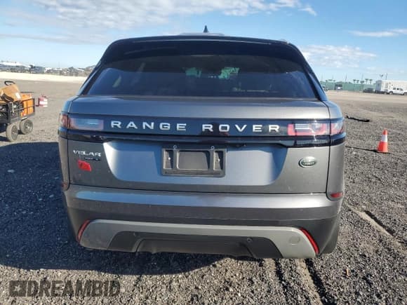 ✅ 2019 Land Rover Range Rover Velar S • VIN: SALYB2EXXKA793652 • Lot: 86513785. Wystawiony na Copart z przebiegiem 31 165 mil. Bezpłatny archiwum sprzedaży aukcyjnych z USA i szczegółowy raport historii pojazdu na DreamBid. Zdjęcie 6.