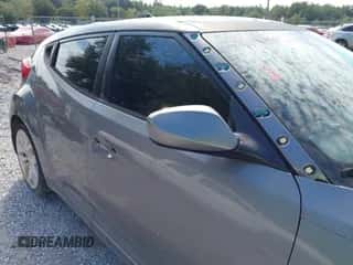 2015 Hyundai Veloster RE:FLEX with VIN KMHTC6AD5FU231708, listed as a IAAI auction lot 43283728 with 123,785 mi miles and . Bid and sale history available at DreamBid. Image 6.