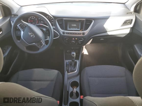 ✅ 2018 Hyundai Accent SEL • VIN: 3KPC24A30JE032852 • Лот: 82771884. Опубликован ранее на Copart с пробегом 65 748 миль. Бесплатный доступ к архиву аукционных продаж из США и подробный отчёт об истории автомобиля на DreamBid. Изображение 8.