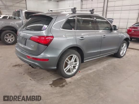✅ 2014 Audi Q5 Premium Plus • VIN: WA1DGAFP6EA036195 • Lot: 42027383. Listed on IAAI with 196,261 mi. Free auction sales archive from the USA and detailed vehicle history report at DreamBid. Image 4.