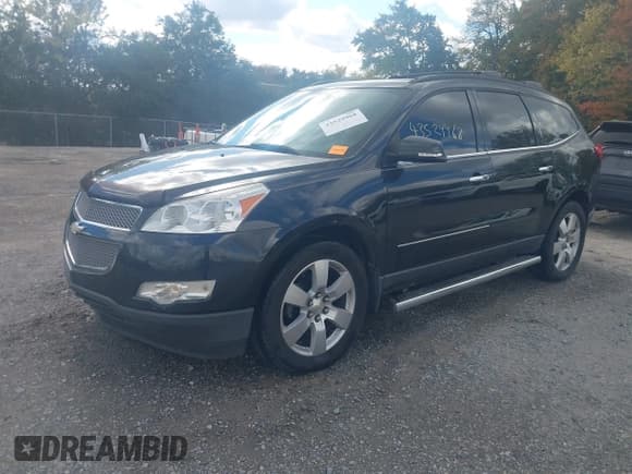 ✅ 2011 Chevrolet Traverse LTZ • VIN: 1GNKVLEDXBJ380475 • Лот: 43529968. Опубликован ранее на IAAI с пробегом 226 895 миль. Бесплатный доступ к архиву аукционных продаж из США и подробный отчёт об истории автомобиля на DreamBid. Изображение 2.