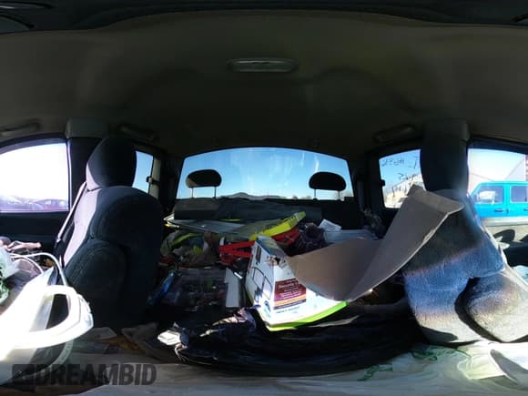 ✅ 2000 Chevrolet Silverado 1500 LS • VIN: 2GCEK19T9Y1363464 • Lot: 43525862. Listed on IAAI with 345,012 mi. Free auction sales archive from the USA and detailed vehicle history report at DreamBid. Image 18.