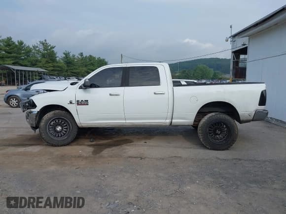 ✅ 2012 Ram 2500 SLT • VIN: 3C6UD5DL5CG331493 • Lot: 42929220. Listed on IAAI with 281,430 mi. Free auction sales archive from the USA and detailed vehicle history report at DreamBid. Image 14.