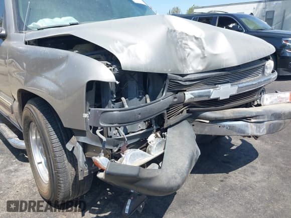 ✅ 2002 Chevrolet Silverado 1500 LT • VIN: 2GCEC19T921258511 • Лот: 40162808. Опубликован ранее на IAAI с пробегом 111 905 миль. Бесплатный доступ к архиву аукционных продаж из США и подробный отчёт об истории автомобиля на DreamBid. Изображение 12.