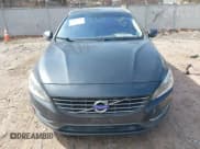 ✅ 2015 Volvo V60 T5 Drive-E Premier • VIN: YV140MEK1F1258057 • Lot: 41813010. Wystawiony na IAAI z przebiegiem 191 118 mil. Bezpłatny archiwum sprzedaży aukcyjnych z USA i szczegółowy raport historii pojazdu na DreamBid. Zdjęcie 13.