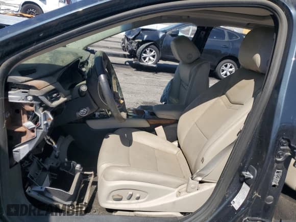 ✅ 2018 Cadillac XTS Luxury • VIN: 2G61M5S33J9149591 • Lot: 83852065. Listed on Copart with 82,043 mi. Free auction sales archive from the USA and detailed vehicle history report at DreamBid. Image 7.