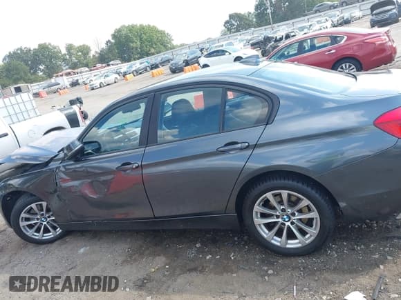 ✅ 2016 BMW 3 Series 320i xDrive • VIN: WBA8E5G51GNT94153 • Lot: 43264942. Listed on IAAI with 110,562 mi. Free auction sales archive from the USA and detailed vehicle history report at DreamBid. Image 14.