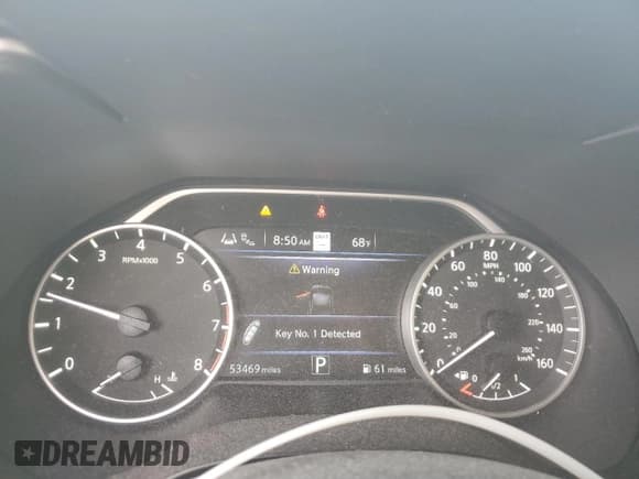 ✅ 2021 Nissan Maxima SV • VIN: 1N4AA6CV2MC508430 • Lot: 71022895. Wystawiony na Copart z przebiegiem 53 469 mil. Bezpłatny archiwum sprzedaży aukcyjnych z USA i szczegółowy raport historii pojazdu na DreamBid. Zdjęcie 9.