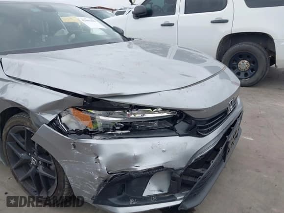 ✅ 2023 Honda Civic Sport • VIN: 2HGFE2F58PH509402 • Lot: 42081490. Wystawiony na IAAI z przebiegiem 28 747 mil. Bezpłatny archiwum sprzedaży aukcyjnych z USA i szczegółowy raport historii pojazdu na DreamBid. Zdjęcie 6.