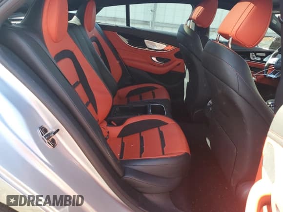 ✅ 2021 Mercedes-Benz AMG GT 53 • VIN: W1K7X6BB9MA036559 • Lot: 91558545. Wystawiony na Copart z przebiegiem 53 564 mil. Bezpłatny archiwum sprzedaży aukcyjnych z USA i szczegółowy raport historii pojazdu na DreamBid. Zdjęcie 10.