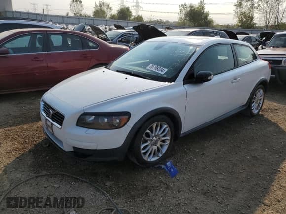 ✅ 2008 Volvo C30 Version 1.0 • VIN: YV1MK672182050129 • Lot: 70758334. Wystawiony na Copart z przebiegiem 86 786 mil. Bezpłatny archiwum sprzedaży aukcyjnych z USA i szczegółowy raport historii pojazdu na DreamBid. Zdjęcie 1.